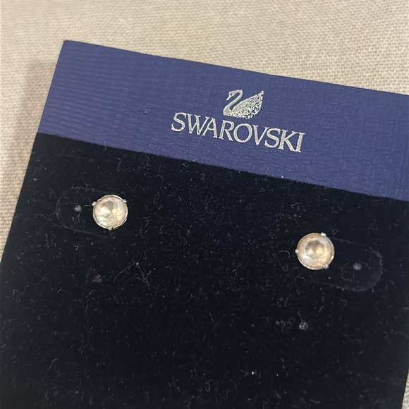 Swarovski Crystal Earrings - Picture 2 of 6